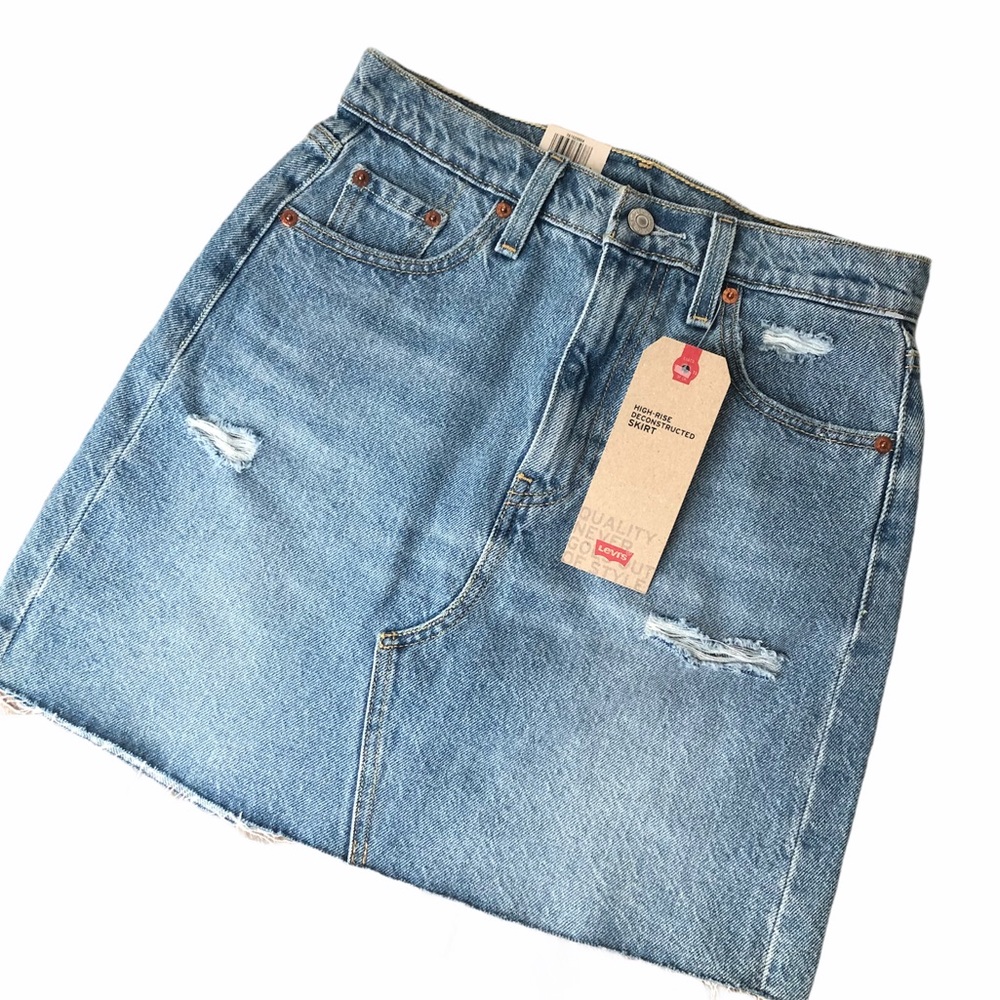 Levi’s High-Rise Deconstructed Denim Skirt Size 2